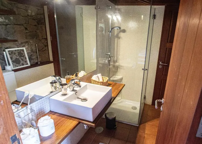 Cerca De La Costa De Lantställe La Laguna (Tenerife)